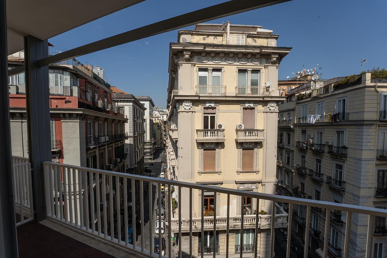 Greros H. Rooms Napoli Centro By Clapa Group Dislocated Hospitality Zewnętrze zdjęcie