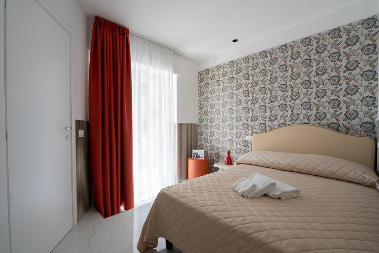 Greros H. Rooms Napoli Centro By Clapa Group Dislocated Hospitality Zewnętrze zdjęcie