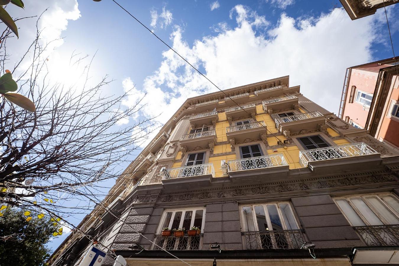 Greros H. Rooms Napoli Centro By Clapa Group Dislocated Hospitality Zewnętrze zdjęcie