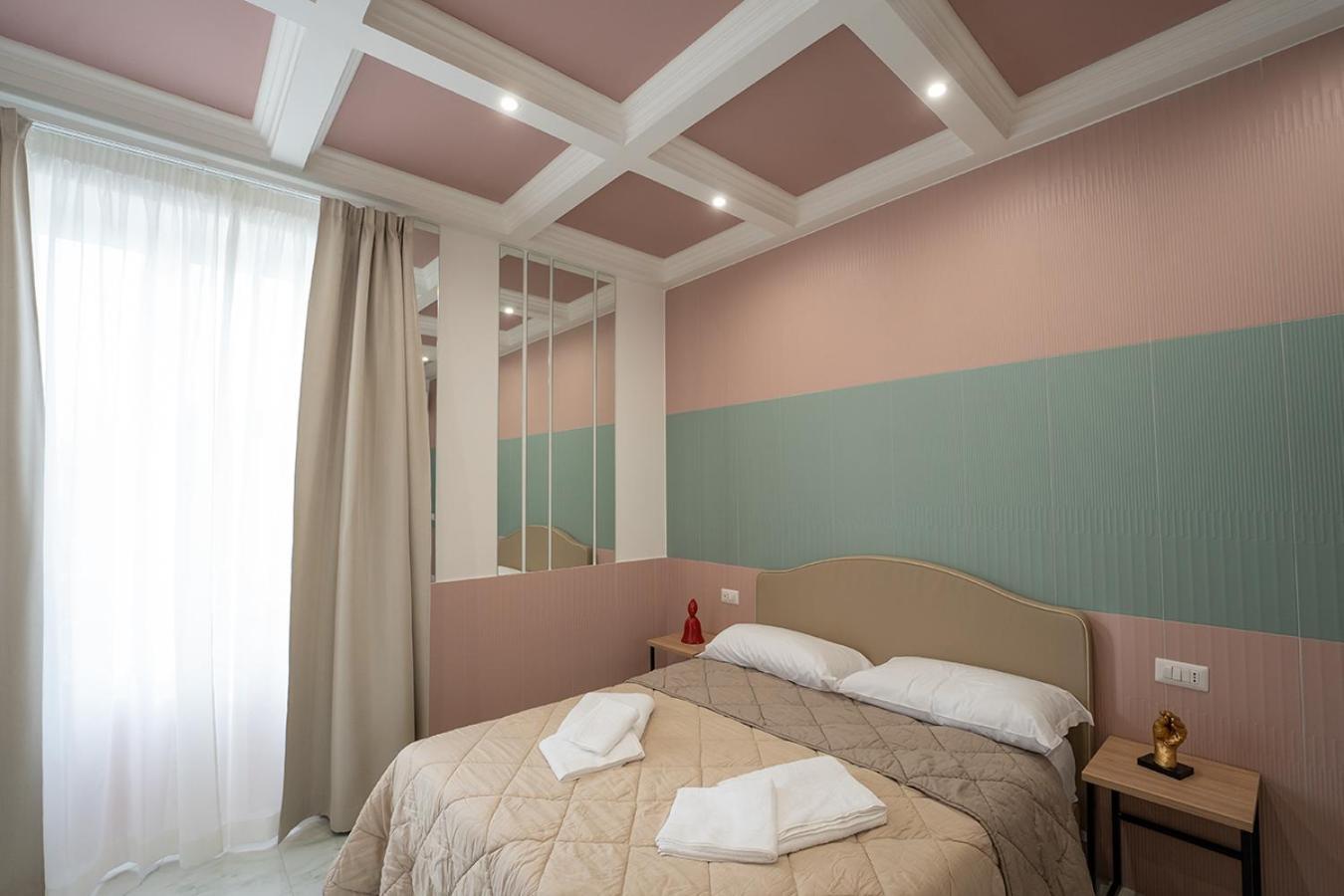 Greros H. Rooms Napoli Centro By Clapa Group Dislocated Hospitality Zewnętrze zdjęcie