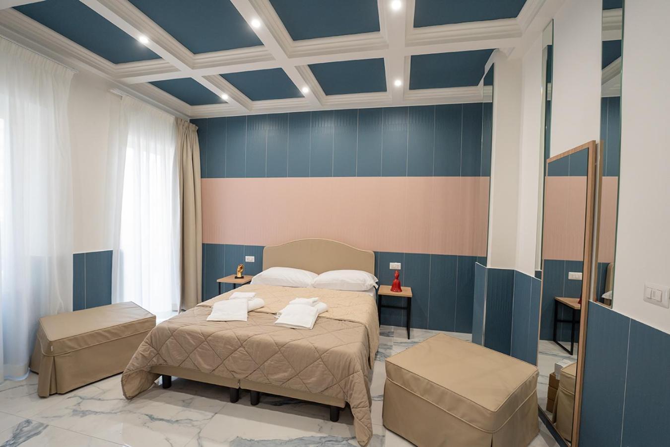 Greros H. Rooms Napoli Centro By Clapa Group Dislocated Hospitality Zewnętrze zdjęcie