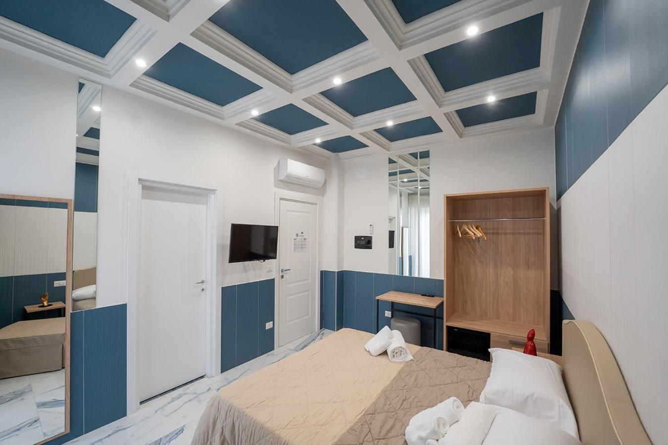 Greros H. Rooms Napoli Centro By Clapa Group Dislocated Hospitality Zewnętrze zdjęcie